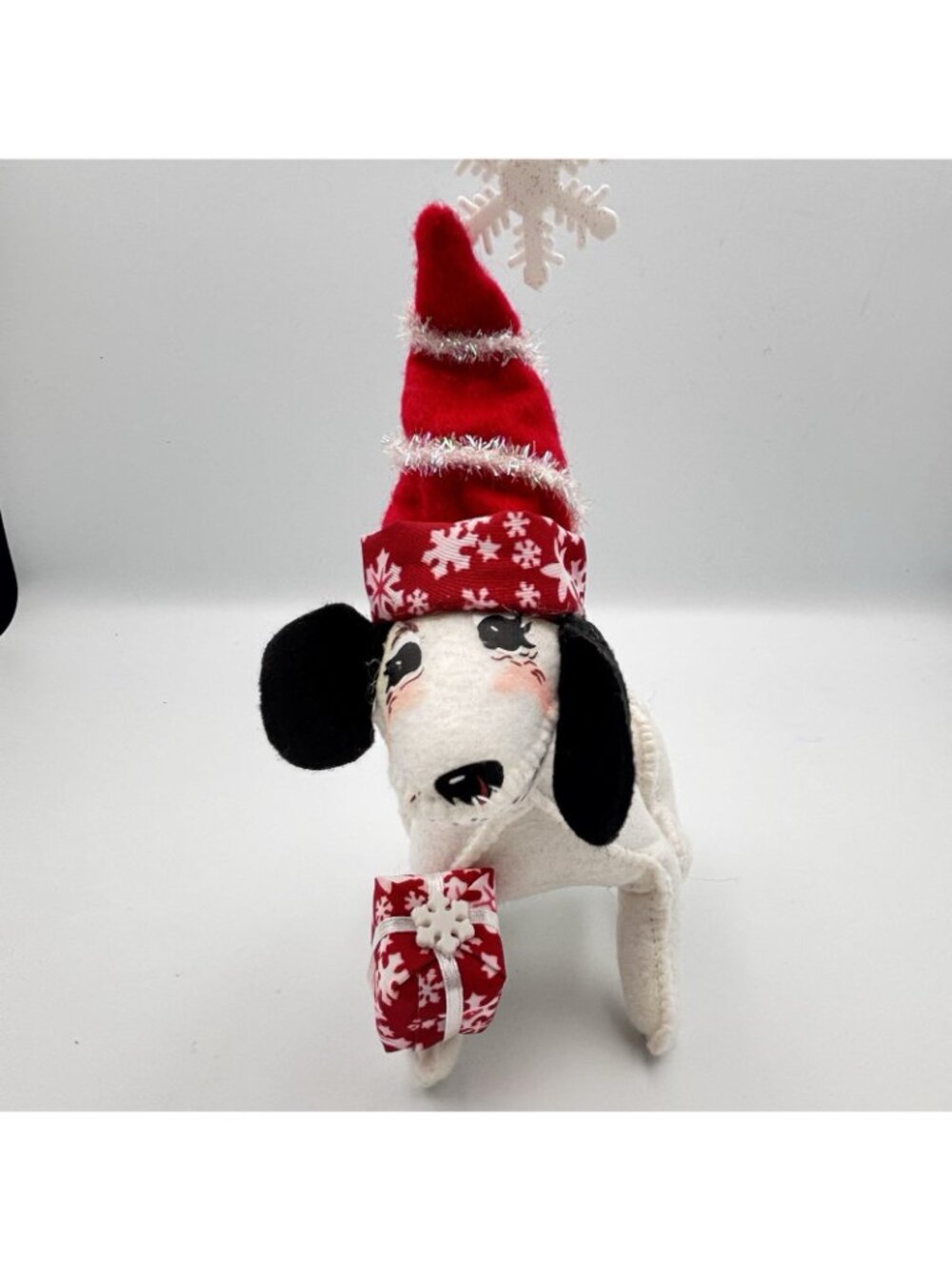 2009 Annalee Dolls Christmas Hound Puppy Dog Snowflake Red Hat Gift Present 7” - Picture 2 of 16